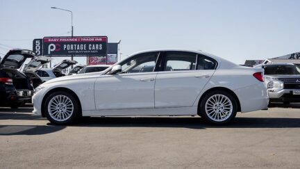 2014 BMW 320i 320i 8AT , Leather pkg Low Kms image 350737