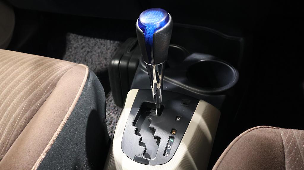 2014 Toyota Aqua G Model, Push Start, Reverse Camera image 350050