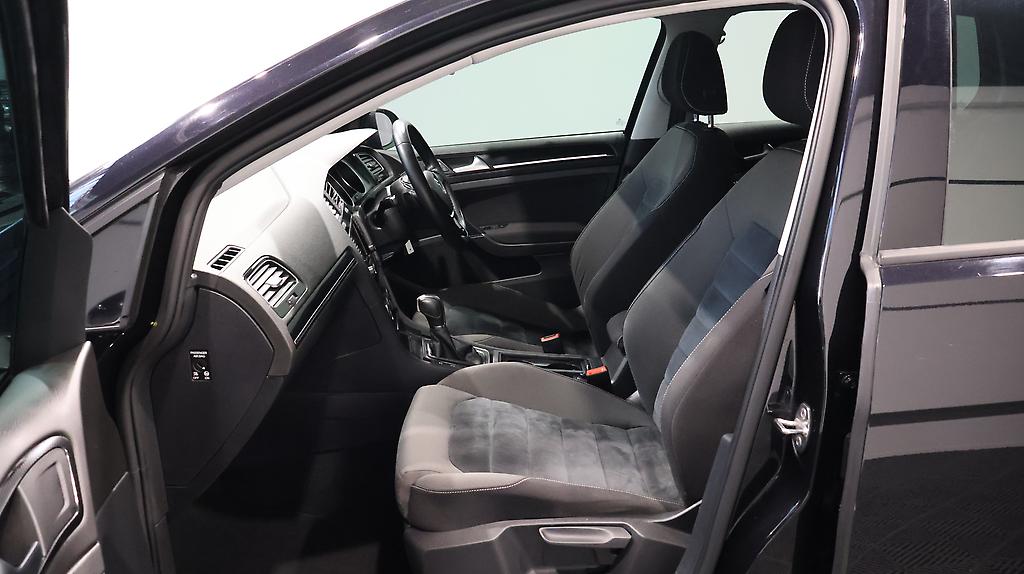 2013 Volkswagen Golf TSI Model image 349732
