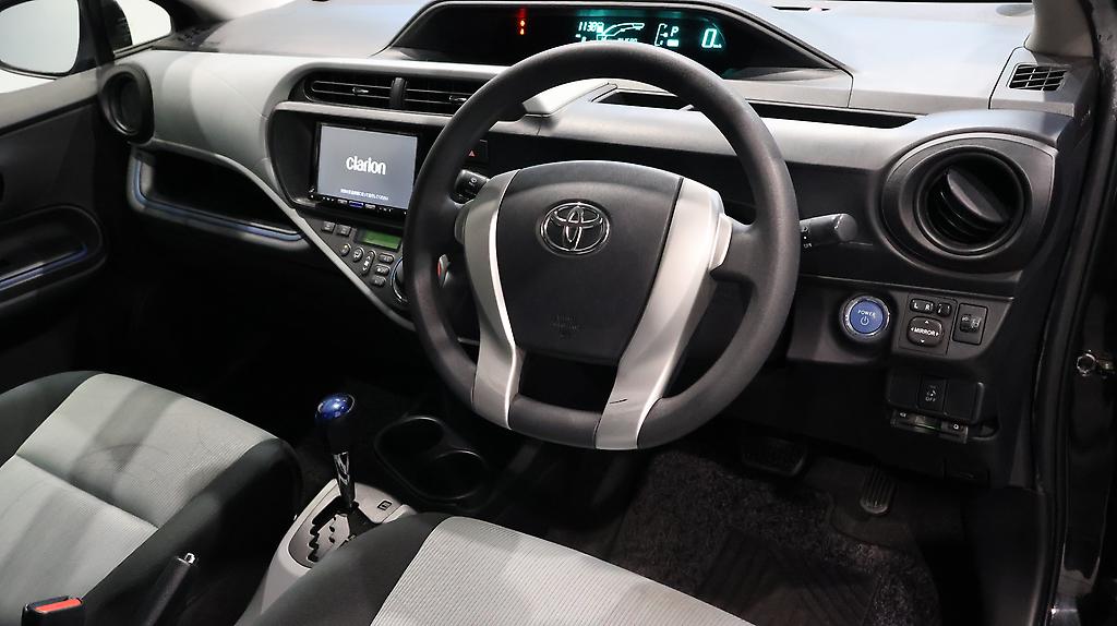 2013 Toyota Aqua S Model Push Start image 349611