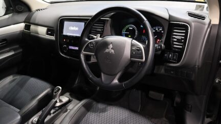 2013 Mitsubishi Outlander image 352371