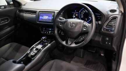 2015 Honda Vezel Hybrid X image 351273