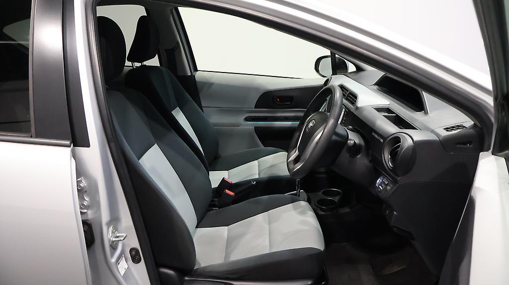 2012 Toyota Aqua S Model, Push Start image 346684