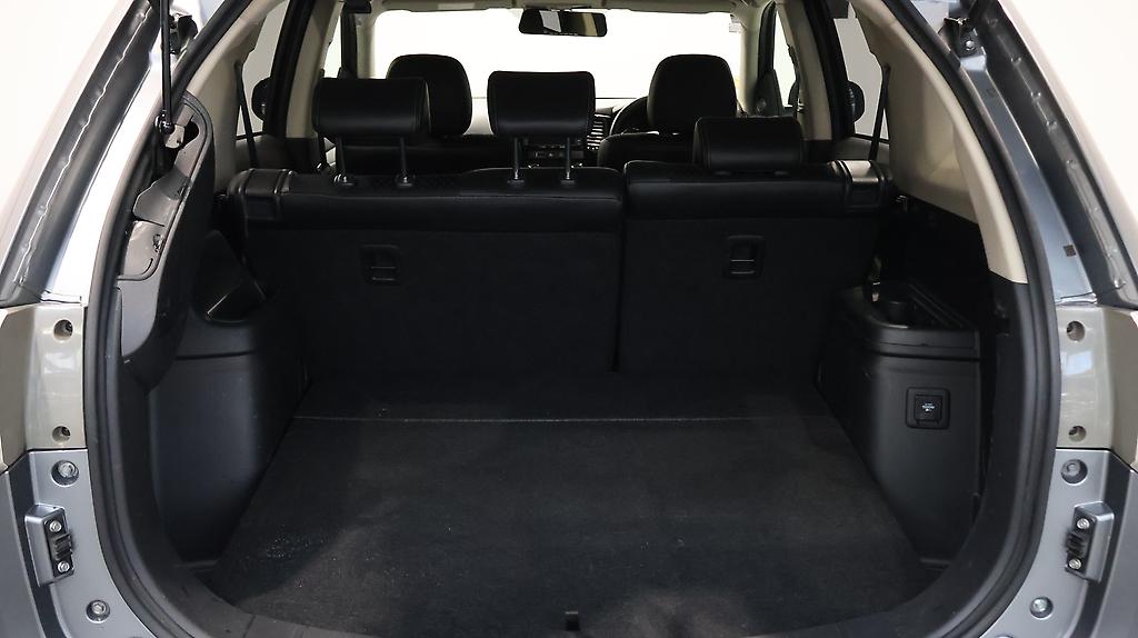 2013 Mitsubishi Outlander PHEV G Navi Package 4WD image 351138
