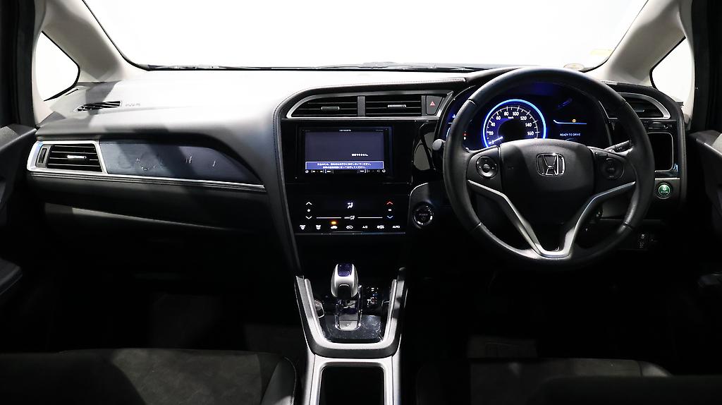 2015 Honda Shuttle Hybrid X image 351314