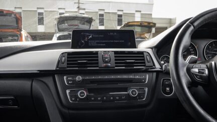 2014 BMW 320i 8AT 320i M sport Push start image 348378