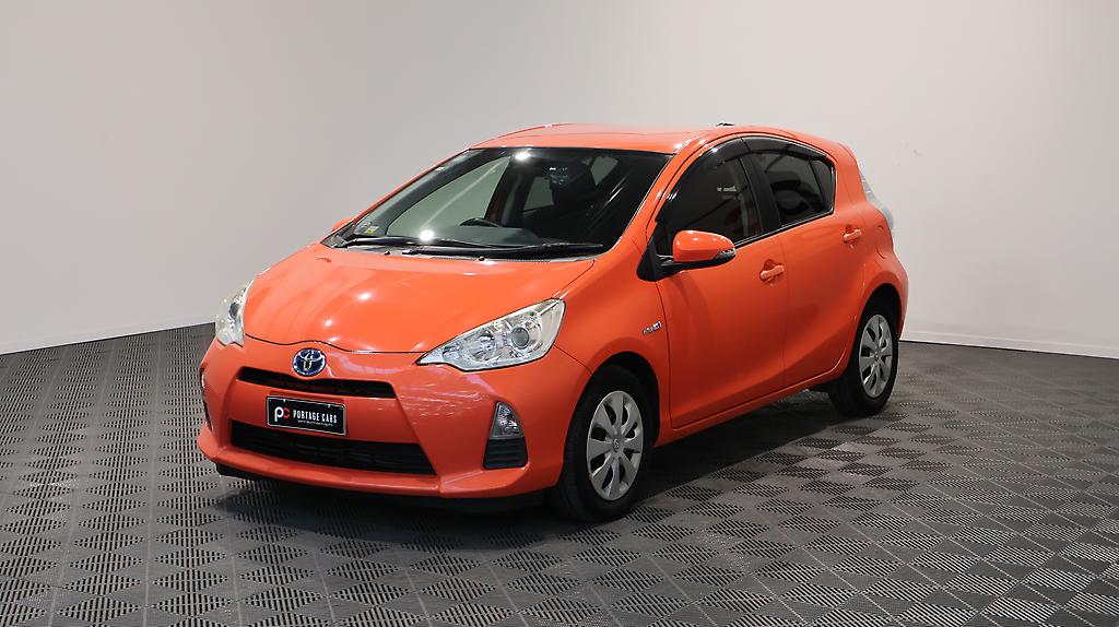 2012 Toyota Aqua G Model, Push Start, Heated Seats, Reverse Camera image 349543