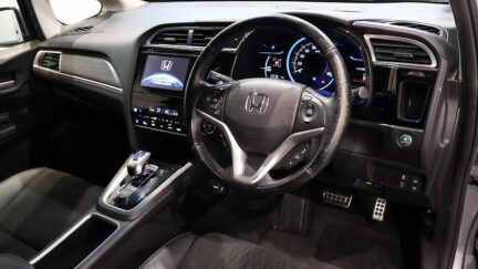 2015 Honda Shuttle Hybrid Z 4WD image 350961