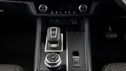 2022 Mitsubishi Outlander LS 2.5P/4WD/NZ NEW image 352349