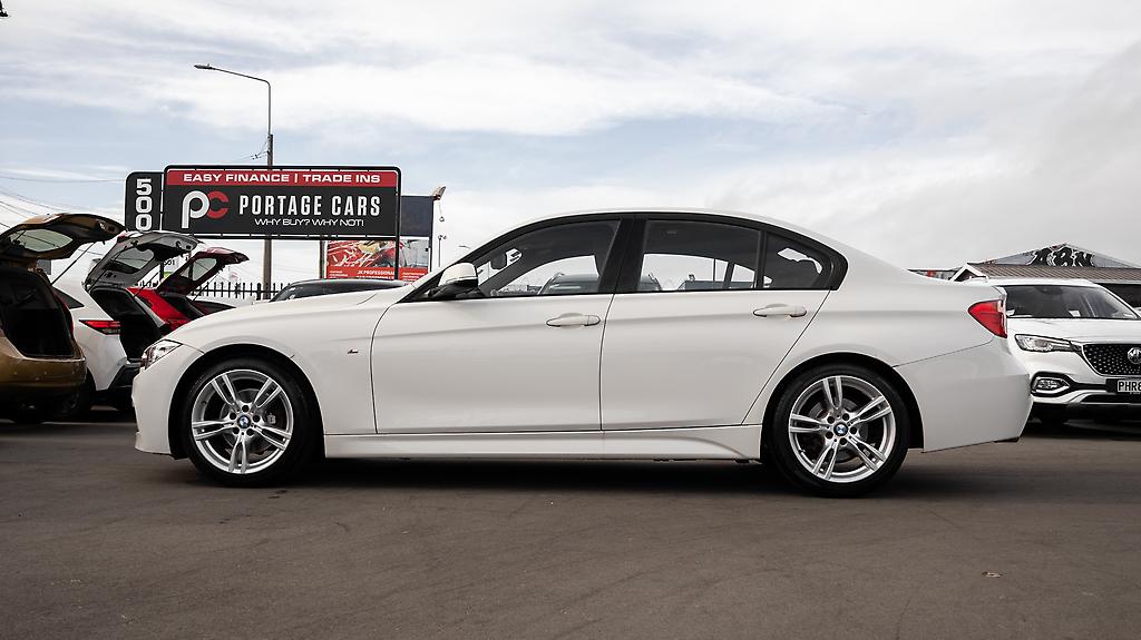 2014 BMW 320i 8AT 320i M sport Push start image 348363