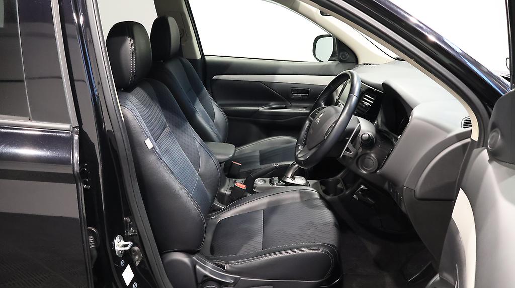 2013 Mitsubishi Outlander image 352369