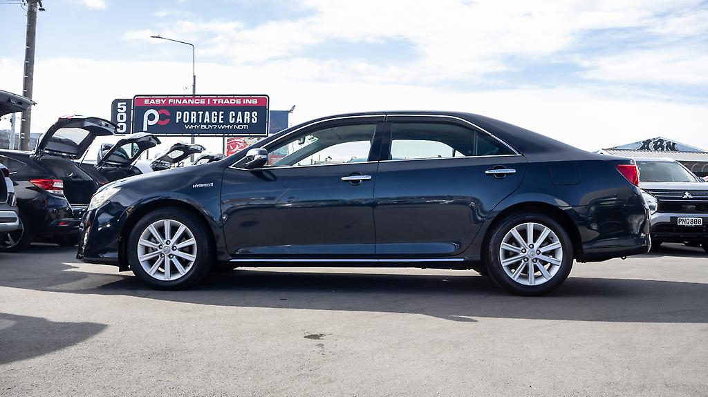 2012 Toyota Camry G-Package hybrid image 351863