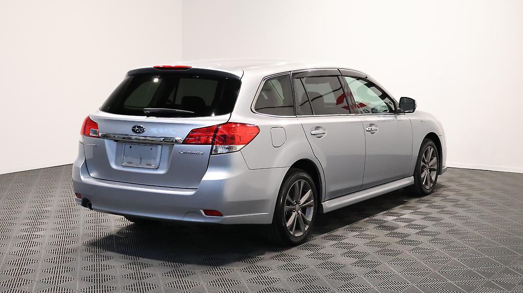 2013 Subaru Legacy Touring Wagon 2.5i B Sport Eyesight G Package AWD image 346743