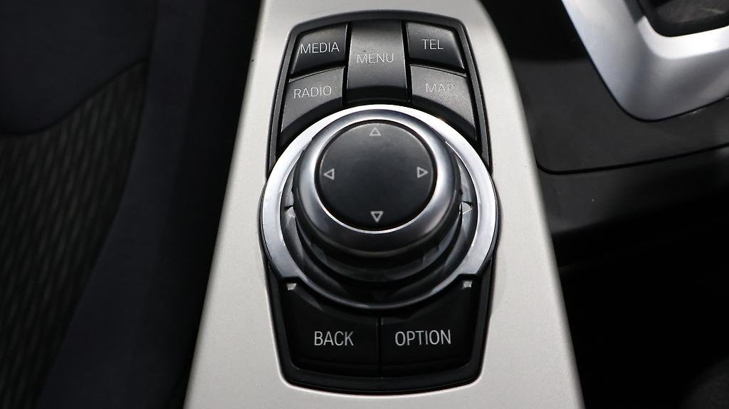 2013 BMW 320i 320i SE image 346893