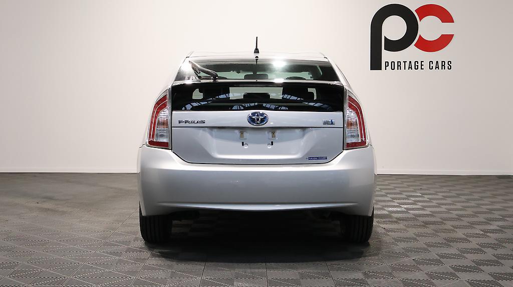 2013 Toyota Prius S Model image 350489