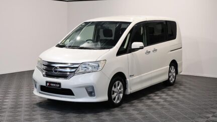 2013 Nissan Serena Hybrid Highway Star S image 348622