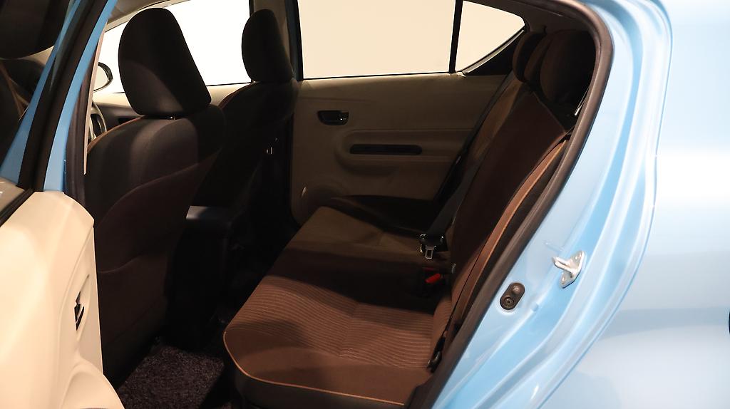2014 Toyota Aqua G Model, Push Start, Reverse Camera image 350042