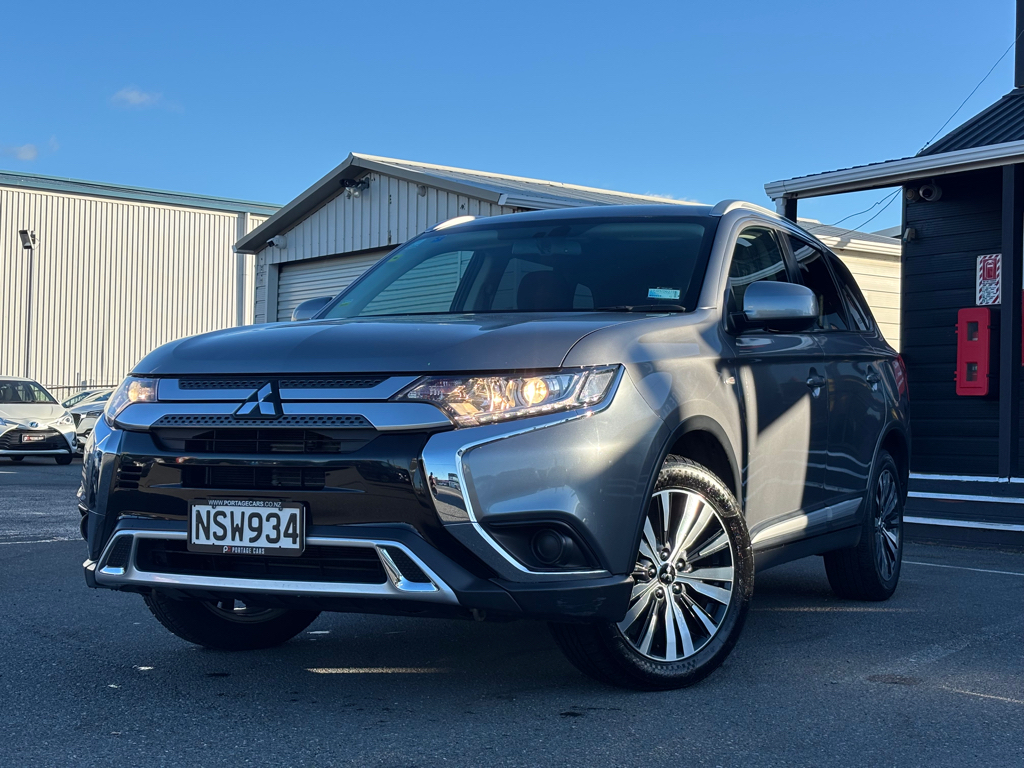 2021 Mitsubishi Outlander LS 2.4P/CVT image 349176