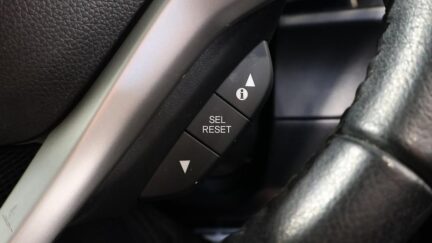 2016 Honda Shuttle Hybrid X image 348271