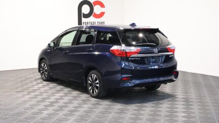 2016 Honda Shuttle Hybrid X image 350353