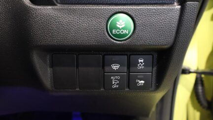 2016 Honda Fit Hybrid L Package image 349149