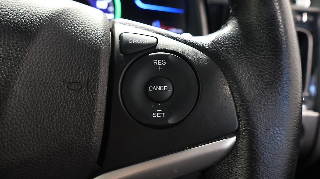 2016 Honda Shuttle Hybrid X image 350370