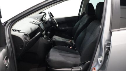 2013 Mazda Demio 13 Skyactiv image 348781