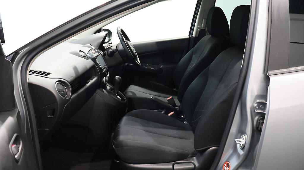 2013 Mazda Demio 13 Skyactiv image 348781