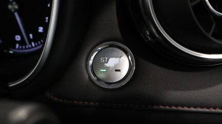 2022 MG HS 2.0PT/4WD/6AT image 351544