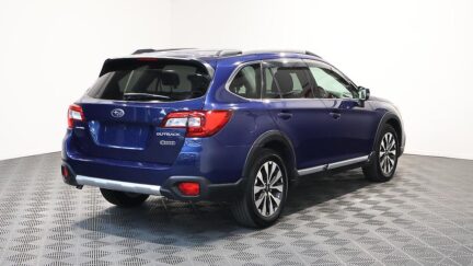 2015 Subaru Outback Limited AWD, Eyesight, Leather image 352120