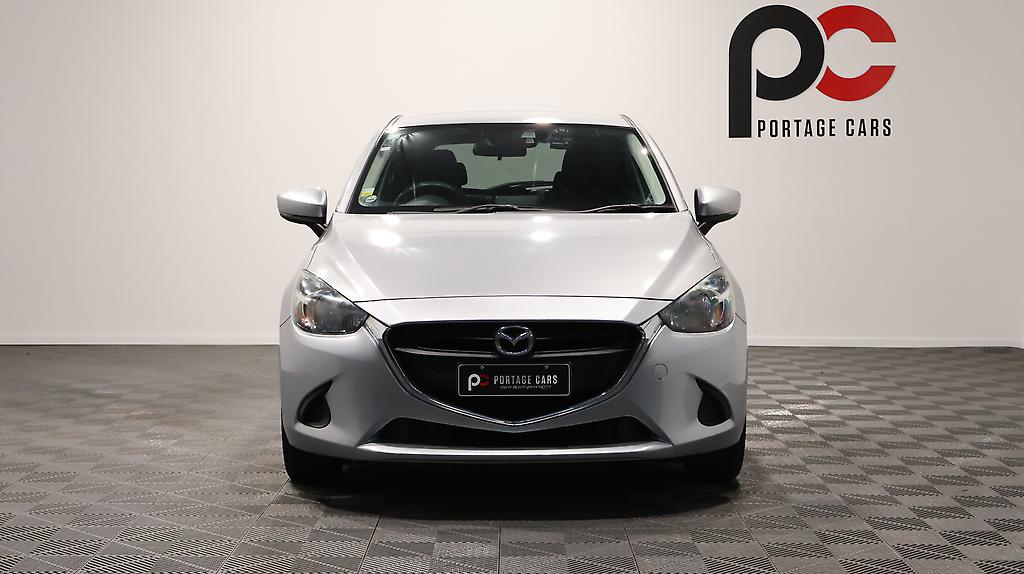 2017 Mazda Demio 13S, Reverse Camera + Push Button Start image 348444