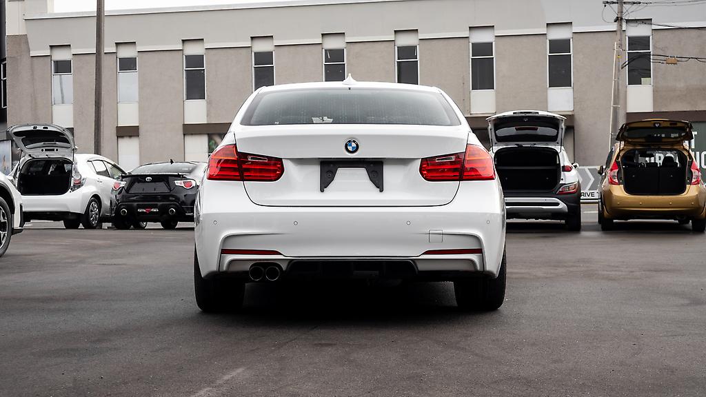 2013 BMW 320i M sports 8AT image 348668