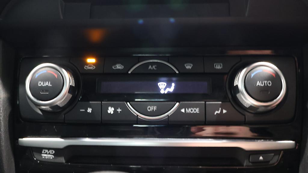 2015 Mazda Atenza 20S with Cruise Control and reverse Camera image 347189