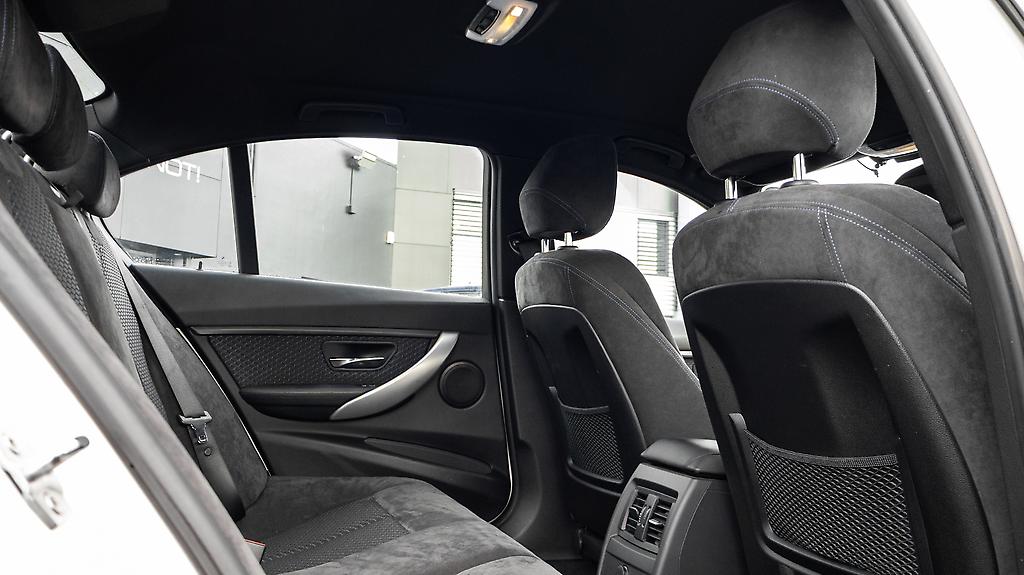 2013 BMW 320i M sports 8AT image 348672