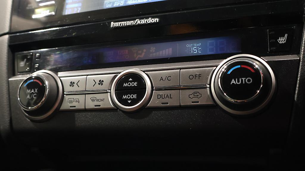 2015 Subaru Outback Limited AWD image 350429