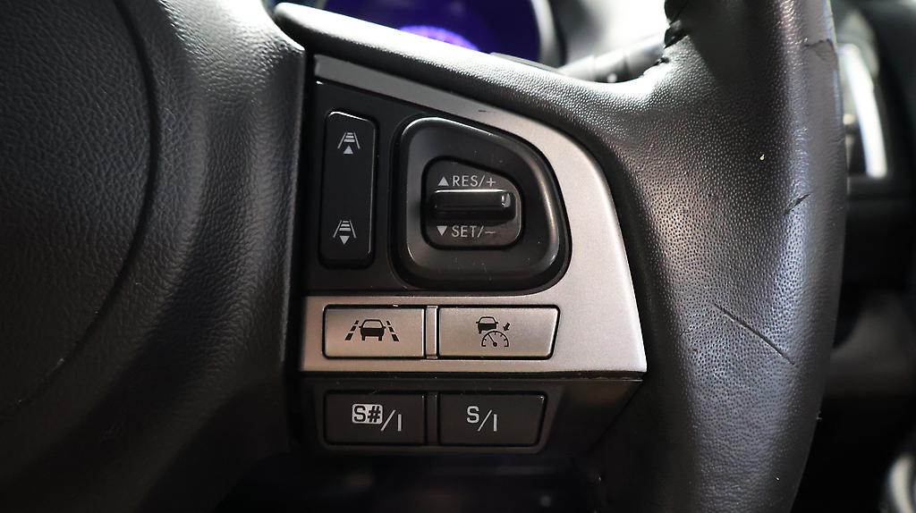 2015 Subaru Outback Limited AWD, Eyesight, Leather image 352136