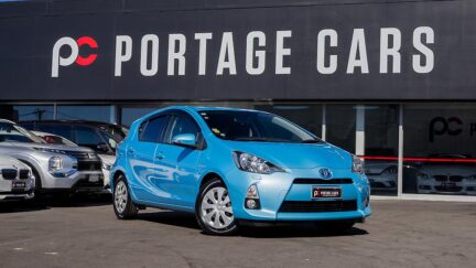 2012 Toyota Aqua G model , Heated seats, Push start image 350779