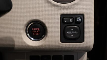 2013 Toyota Spade G Model, Push Start image 350144