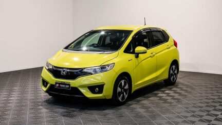 2016 Honda Fit Hybrid L Package image 349135