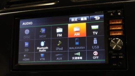 2013 Nissan Serena Hybrid V Selection image 352200
