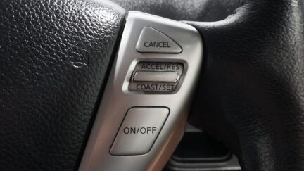 2013 Nissan Serena Hybrid V Selection image 352206
