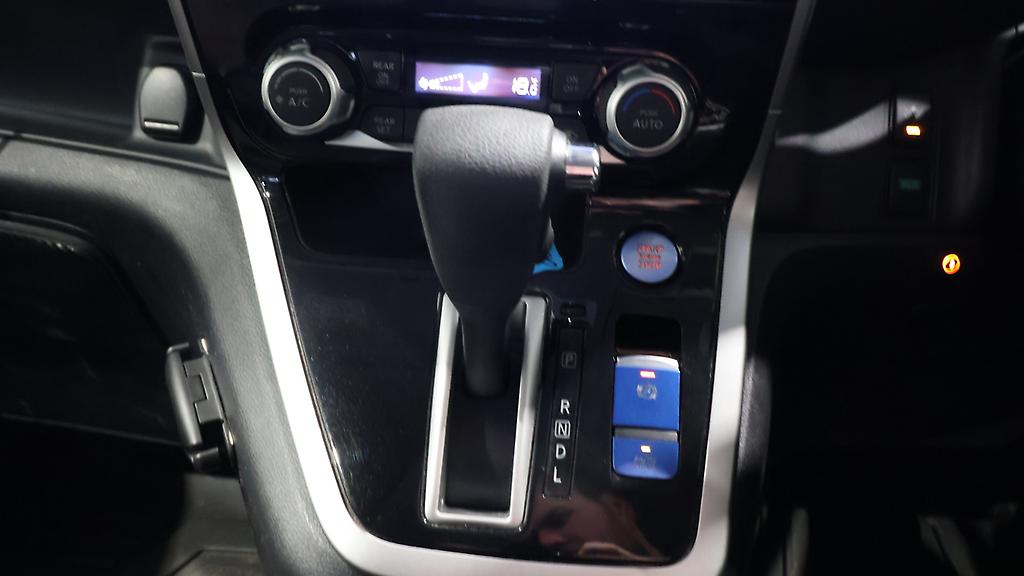 2018 Nissan Serena HIGHWAYSTAR V-Selection image 348065