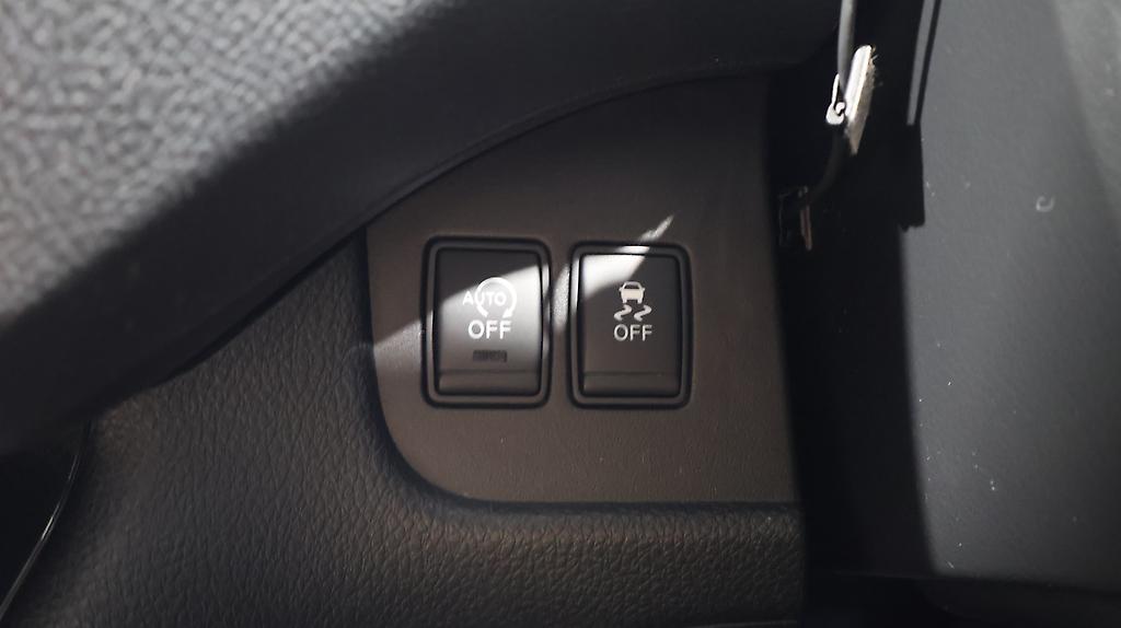 2013 Nissan Serena Hybrid Highway Star S image 348642