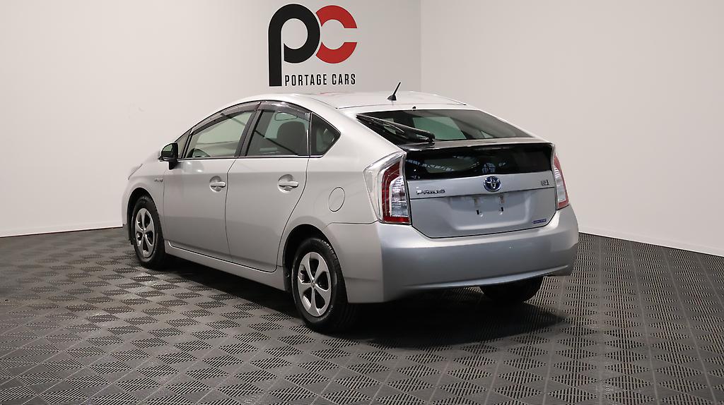 2013 Toyota Prius S Model image 350487