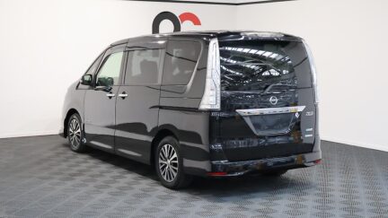 2014 Nissan Serena Highway Star S-Hybrid image 346971
