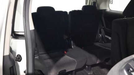 2014 Toyota Vellfire 2.4Z image 348348