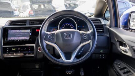 2016 Honda Fit F spec hybrid 7AT Push start image 351168