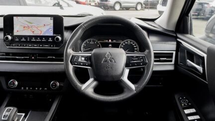 2022 Mitsubishi Outlander LS 2.5P/4WD/NZ NEW image 348830