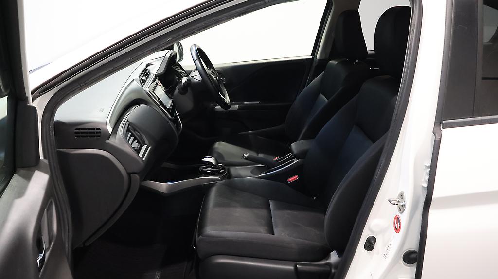 2015 Honda Grace  Hybrid LX image 347201