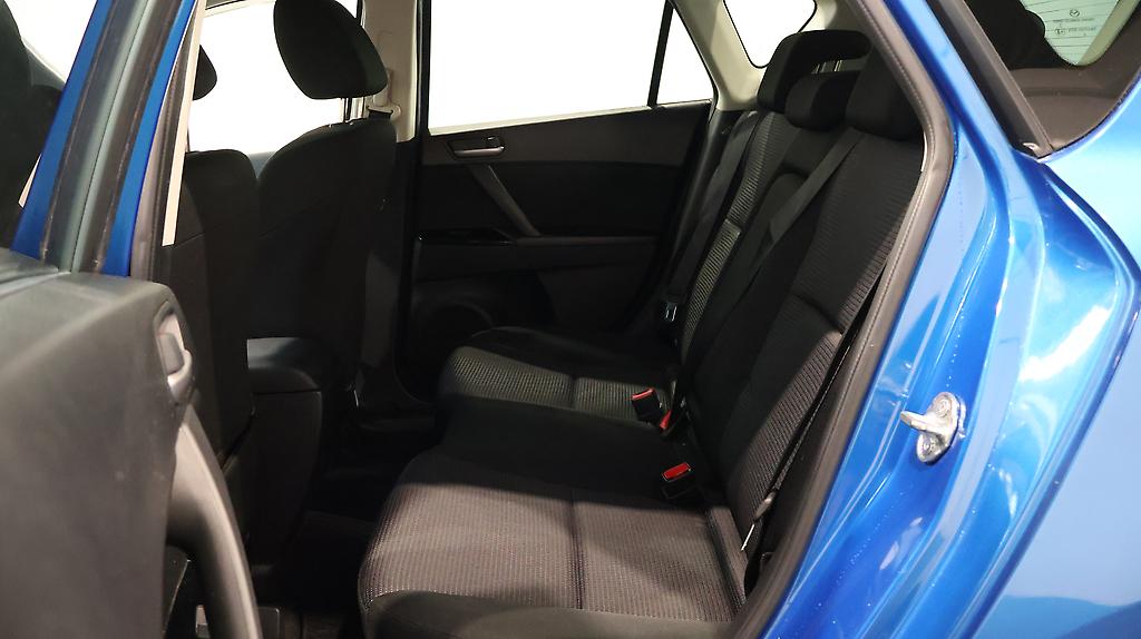 2013 Mazda Axela 15S Sports Edition image 350100